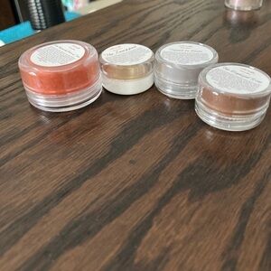 HELLO waffle loose powder makeup